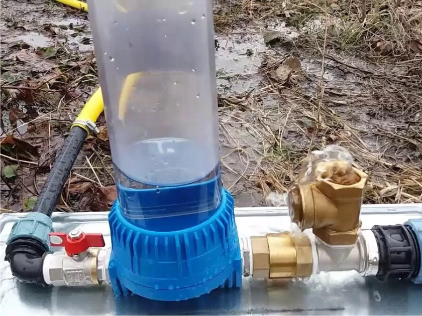 Видео: Невероятно, но это работает. Насос качает воду без электричества